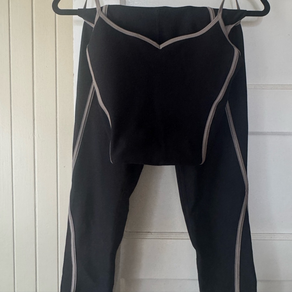 Abercrombie workout set - image 1